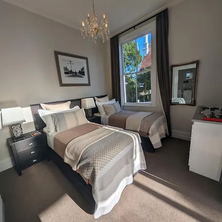 Ponsonby Manor-2