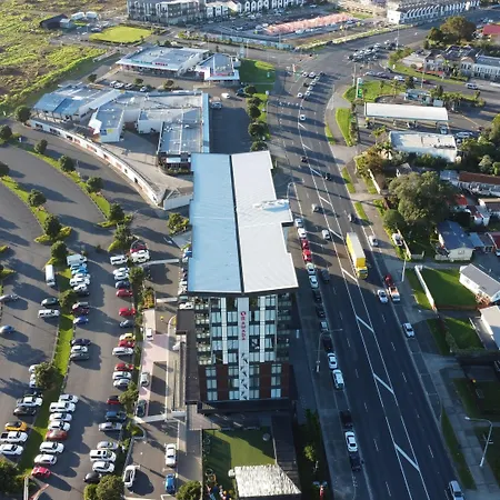 Ramada Suites By Wyndham Auckland Manukau Pacfic Centre-2