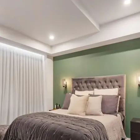 Awesome Apartment W Parking-2
