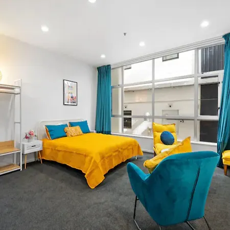 Cosy And Central Studio-3
