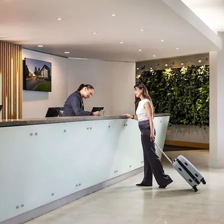Novotel Auckland Ellerslie-3