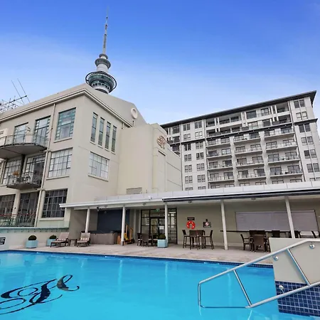 Stunning Studio -Gym, Pool & Parking Zodiak Stays-2