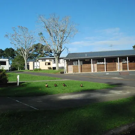 Avondale Motor Park-2