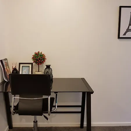 Peaceful Two Bedroom Apartment-2