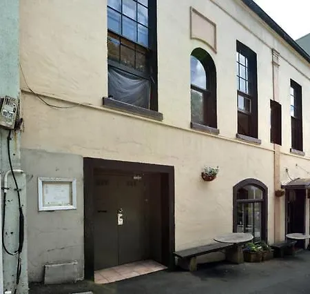 Unique Character Apartment In Heart Of Auckland City-3