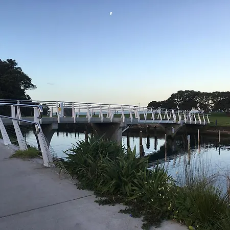 The Beach View House, Milford-2