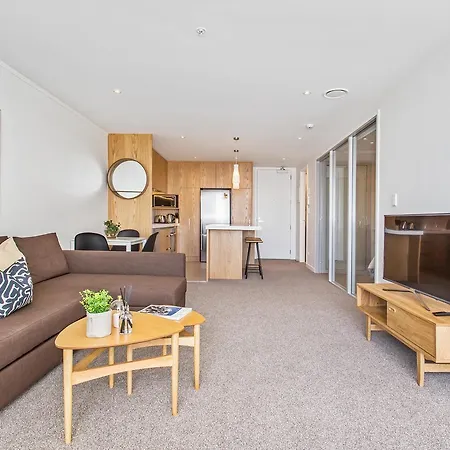 Brand New Auckland Apartment-3