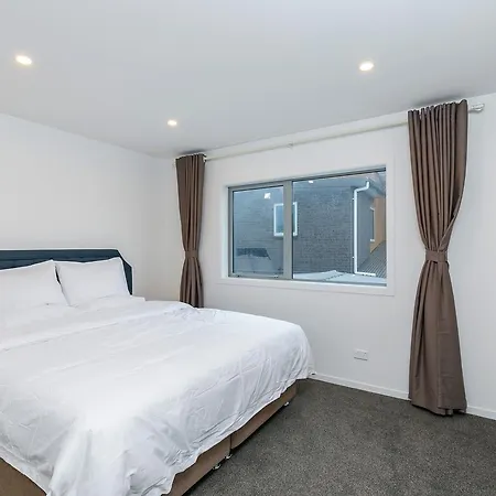 Hero Holiday House-3