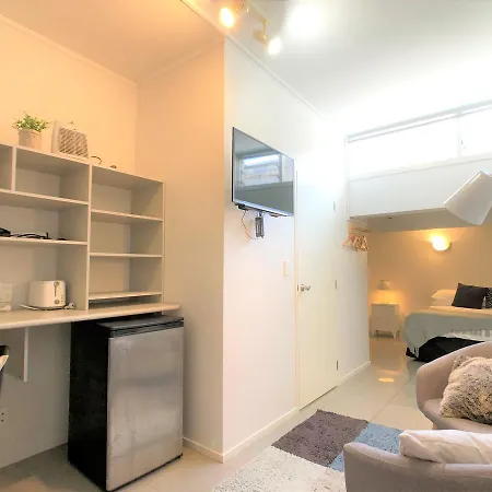 Nice And Cozy Studio In Kingsland. Great Value!!!-2