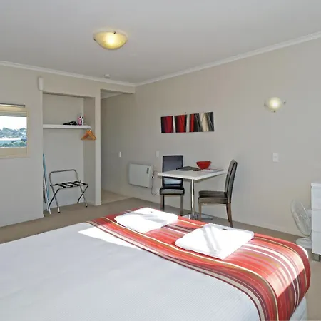 Airport Harbour Motel-2
