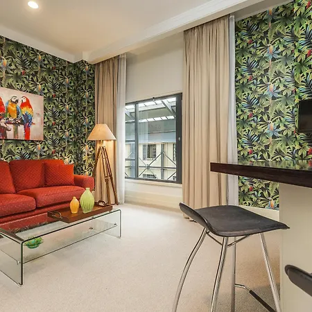 Bright And Breezy One Bedroom Apartment-2