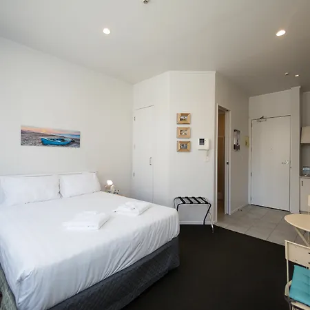 Auckland City Apartment-2
