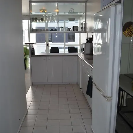Fresh And Light Apartment-3