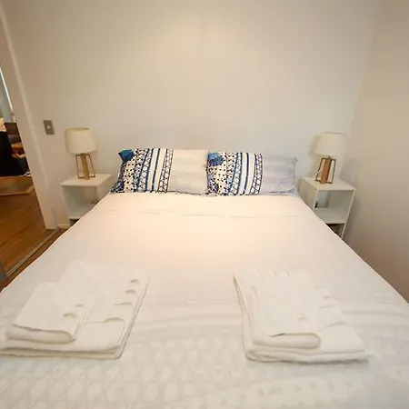 City Centre Two Bedroom Apartment-2