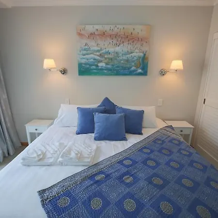 Auckland Waterfront Apartment-2