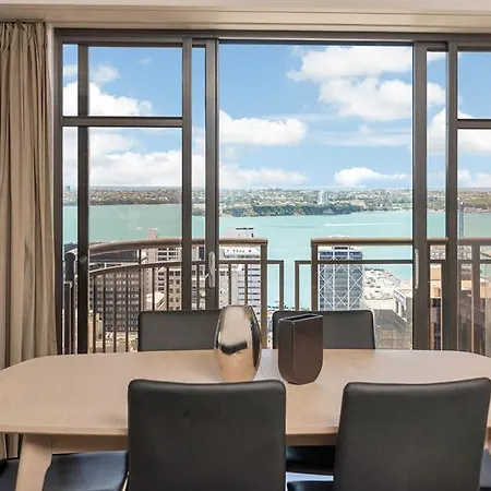 Metropolis High Life Apartment-3