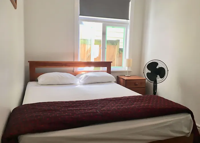Hotel Freemans Backpackers Auckland admite animales