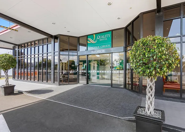 Quality Hotel Lincoln Green Auckland
