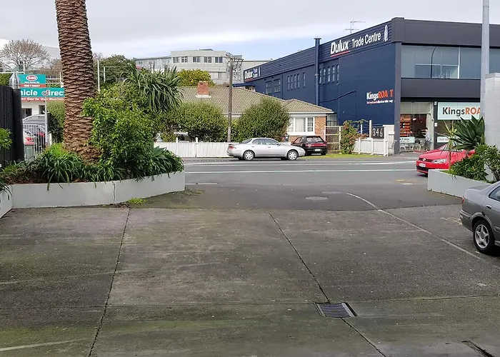 Budget Studio In Kingsland Auckland